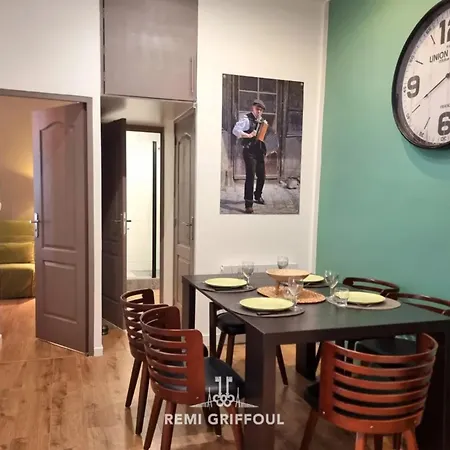 The Center Terrace & Parking 4 Guests * أونفلور