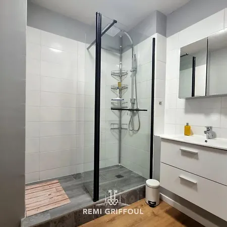 شقة The Center Terrace & Parking 4 Guests أونفلور