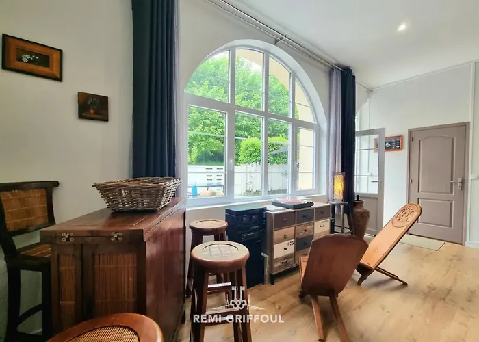 The Center Terrace & Parking 4 Guests Apartment Honfleur